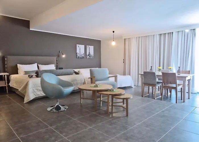 فندق Amphitryon 3*