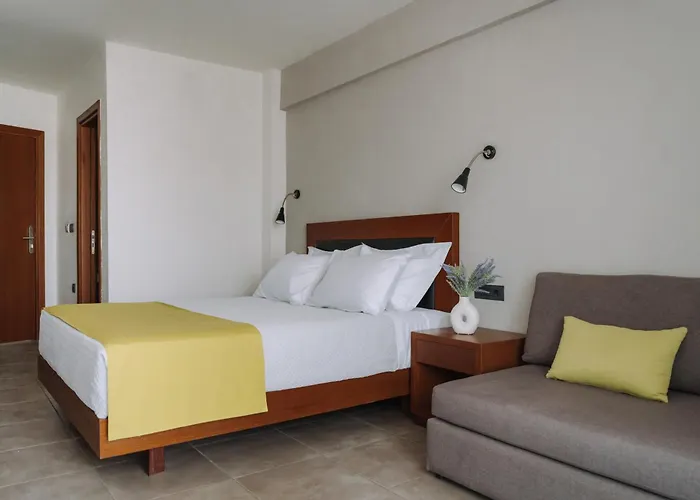 فندق Amphitryon 3*