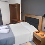 Hotel Amphitryon 3*