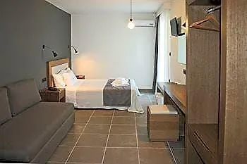 Amphitryon Hotel 3*