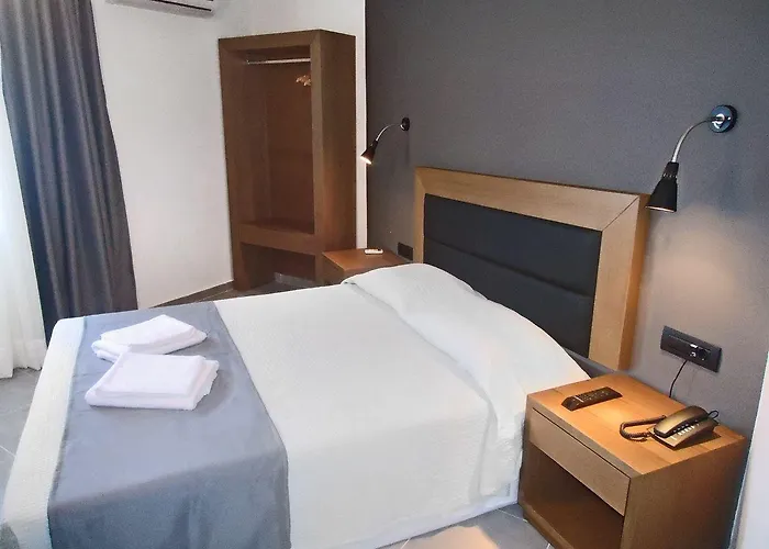 Otel Amphitryon Rhodes City