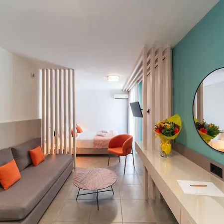 Amphitryon Rhodes City